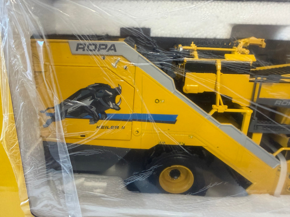 ROS ROPA Keiler II Potato Harvester 60259 – 1:32 Scale Boxed