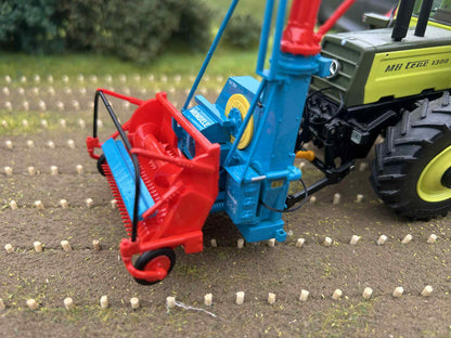 PRE ORDER Mengele SH 30H Trailed Forage Harvester Grass & Corn/Maize Pick ups Scratch built COLLECTION ONLY 1:32 scale