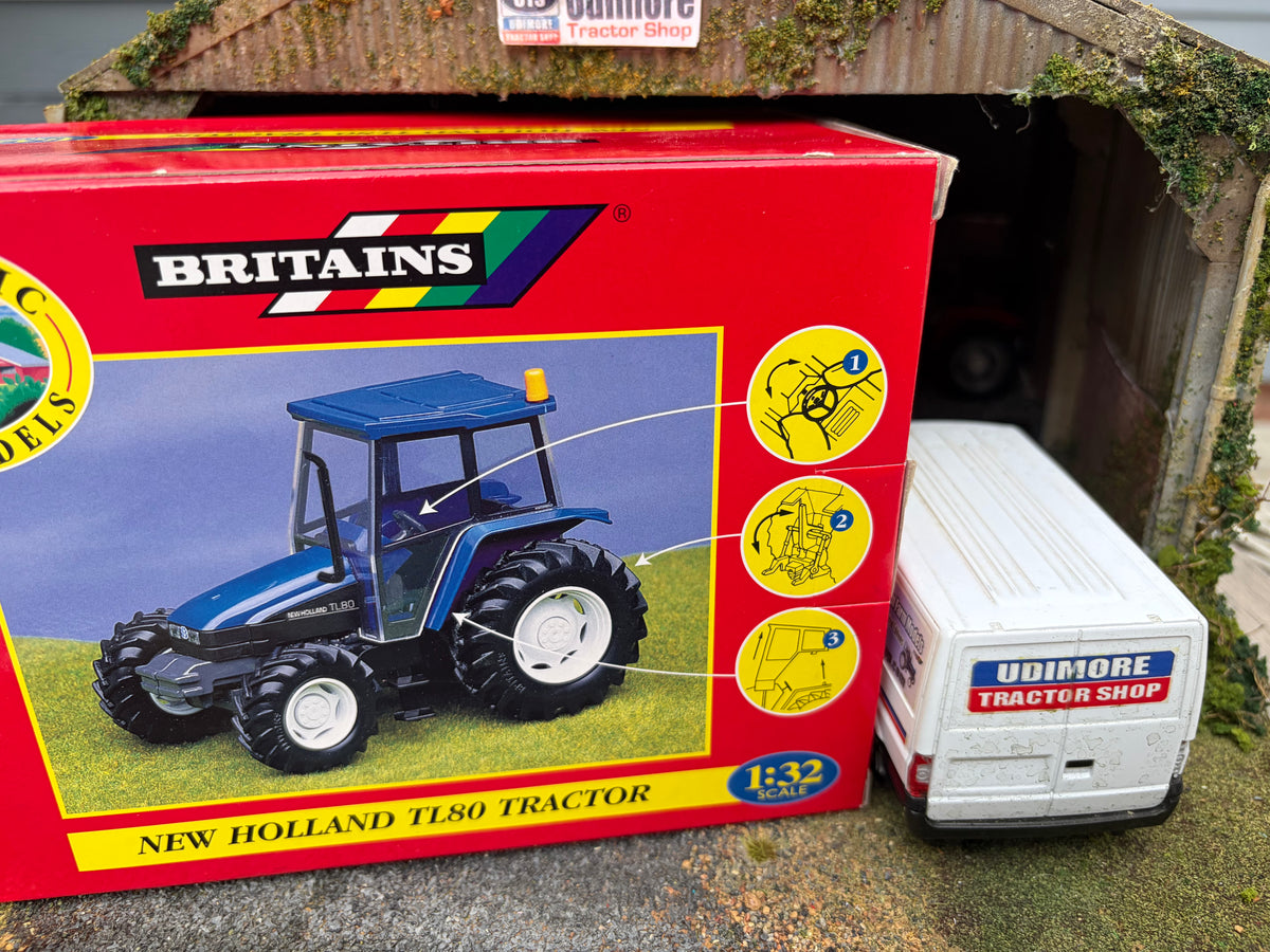 Vintage Britains New Holland TL80 Tractor 40753 Original Box Obsolete 1:32 Scale
