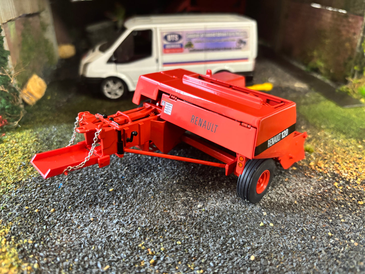 REP219 Replicagri Renault 120 Baler 1:32 scale Boxed