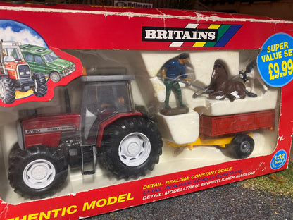 3055 Vintage Britains Massey Ferguson 6180 Tractor Trailer gift set 1:32 scale boxed obsolete