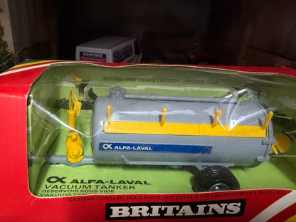 9560 Vintage Britains Alfa Laval Vacuum Slurry Tanker Rainbow box 1:32 scale obsolete