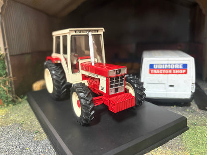 REP071 Replicagri International 844 4 x 4 4wd tractor 1:32 scale Boxed