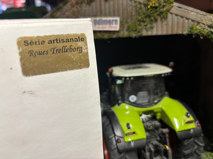 LIMITED EDITION Wiking Claas Axion 950 TRELLEBORG tyres tractor 1:32 scale Boxed OBSOLETE