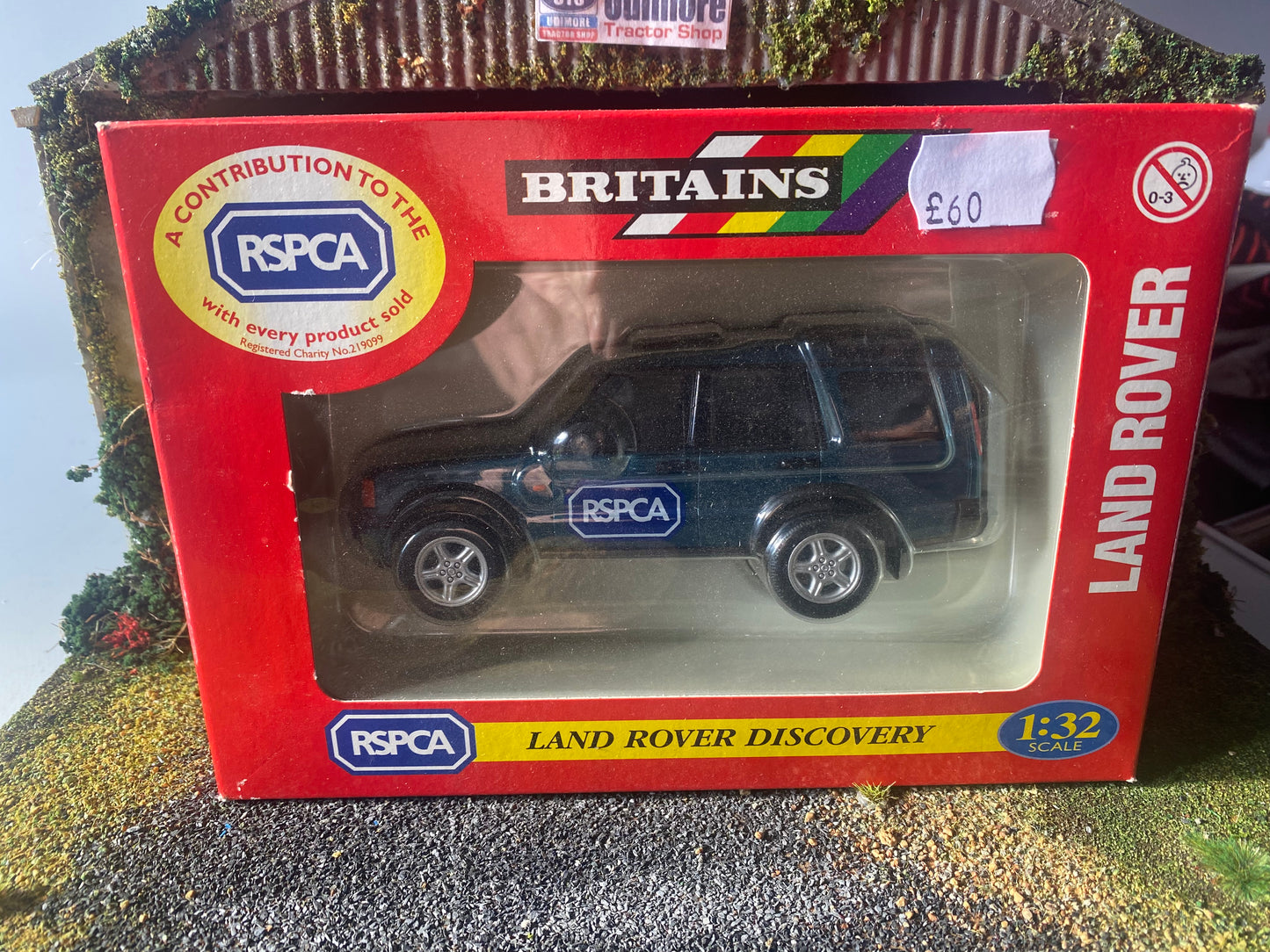 Britains RSPCA Land rover Discovery 1:32 scale 40096 obsolete