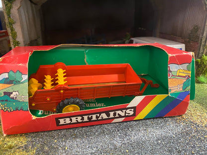 9540 Vintage Britains manure muck spreader 1:32 scale obsolete