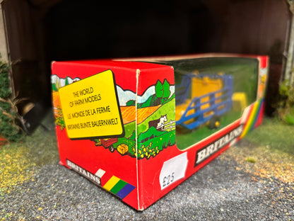 Vintage Britains Bale Sledge 1:32 scale  Obsolete 9557