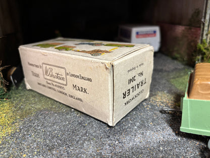 2041 Vintage Britains Clockwork Trailer 1:32 scale obsolete Still works