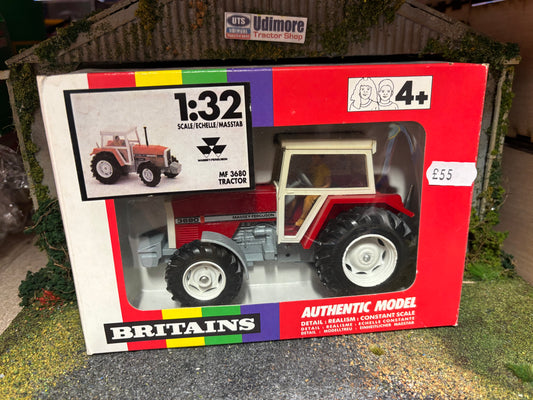 9501 Britains Massey Ferguson 3680 Tractor in original  Box obsolete VINTAGE