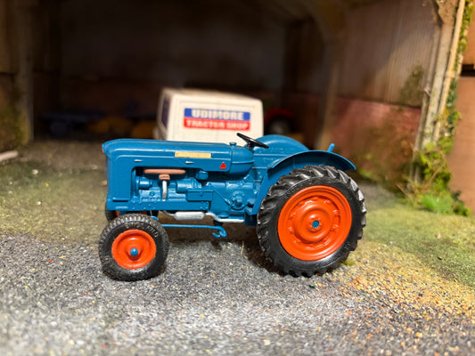 Vintage Britains 9525 Fordson Super Major Tractor Restored 1:32 Scale – 1963