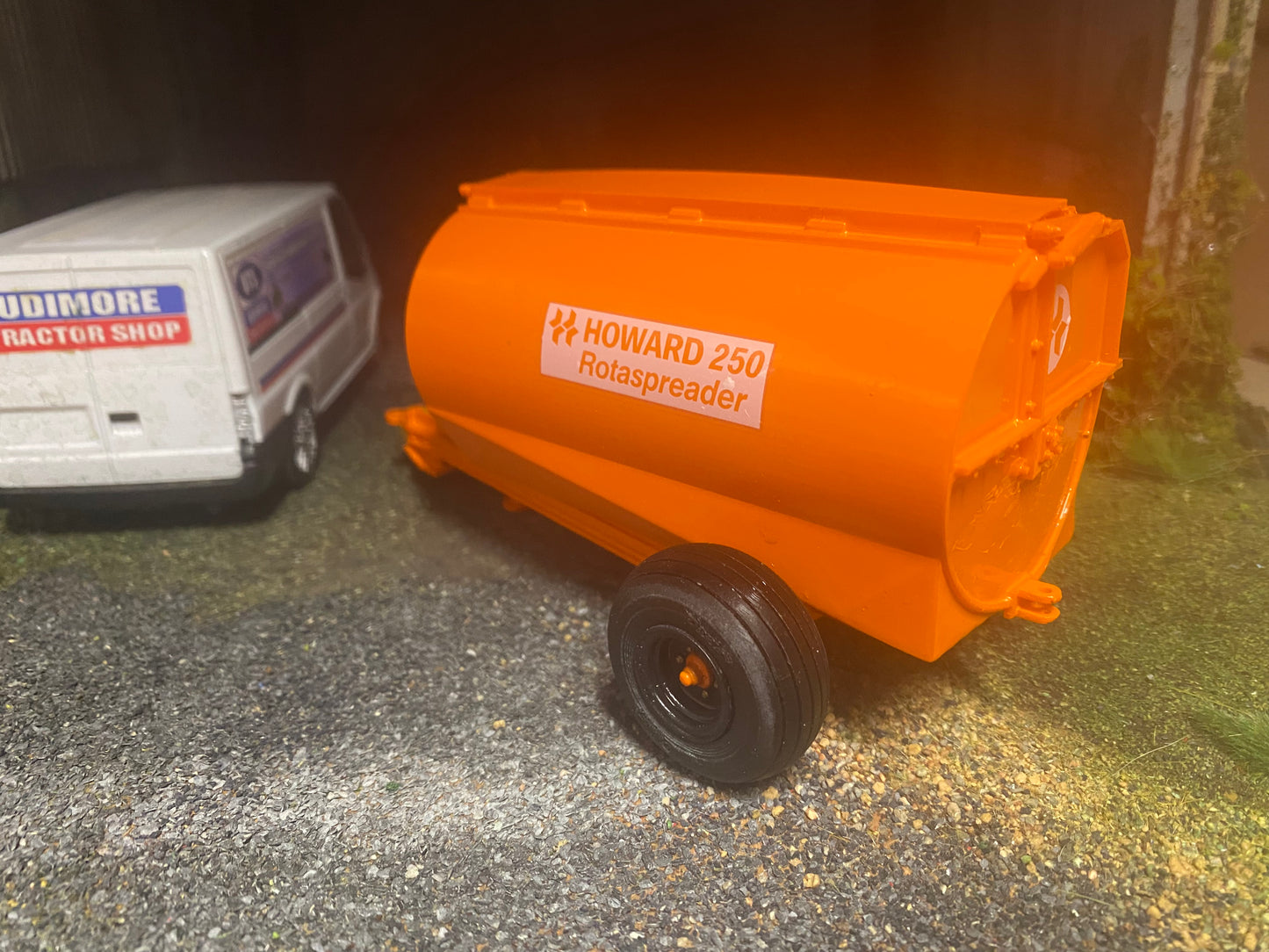 Scratch built Howard 250 mk 1  Rotaspreader scale 1:32 scale 2nd VERSION Manure muck