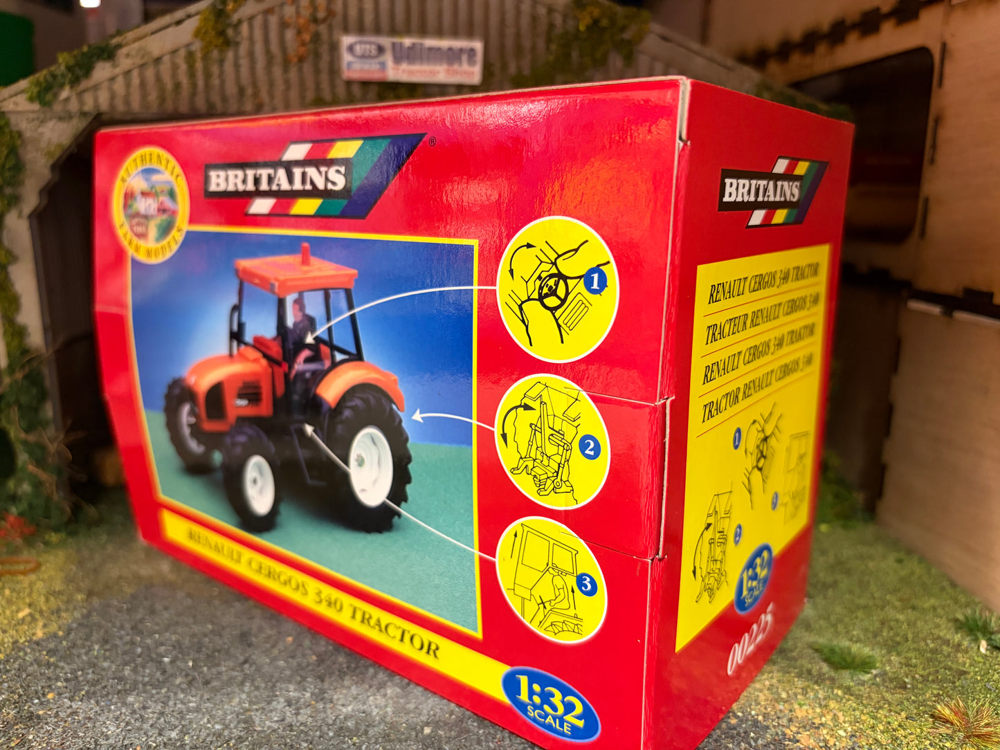 Vintage Britains Renault Cergos 340 Tractor 1:32 Scale Boxed Obsolete - 00225
