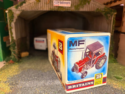 Vintage Britains Massey Ferguson 595 Tractor 9522 Original Straw Box Obsolete 1:32 Scale First Version (1976–1979)
