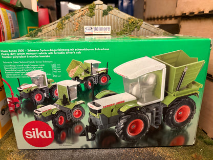 RARE Siku CLAAS Xerion 3000 Tractor 3553 – 1:32 Scale Dealer Box