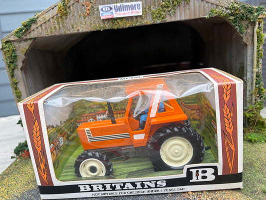 Vintage Britains 9528 Fiat 880DT Orange Tractor 1:32 Scale 1980 Original Straw Box Obsolete