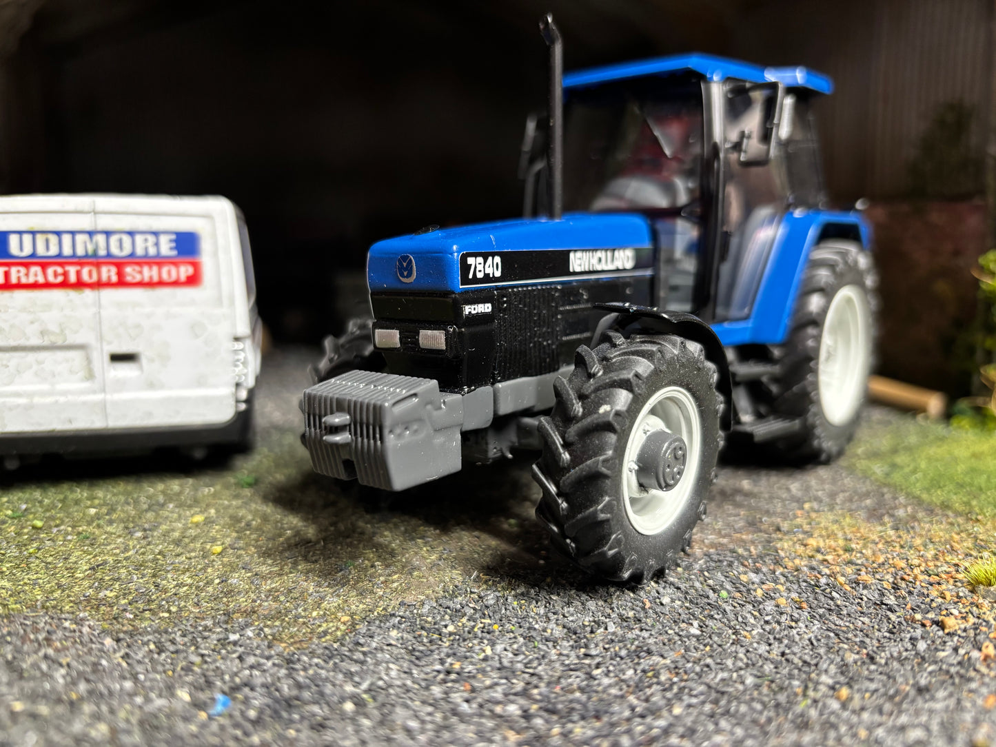 New Holland 7840 Tractor front weight Blue Roof grey chassis Tractor Conversion 1:32 scale