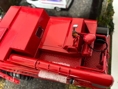 REP113 Replicagri International Axial Flow 1640 Combine Harvester Stunning in 1:32 scale