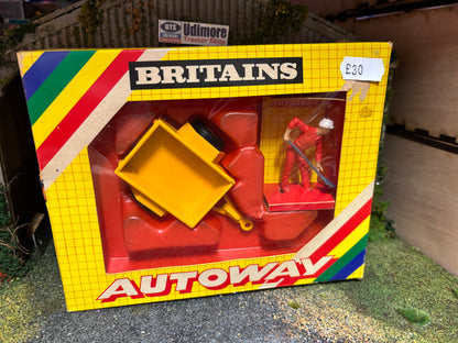 9830 Britains Autoway Mini Trailer set 1:32 BOXED obsolete 1983