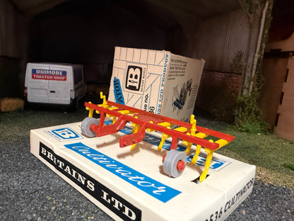 Vintage Britains Cultivator First Edition 1:32 Scale Boxed Obsolete - 9536