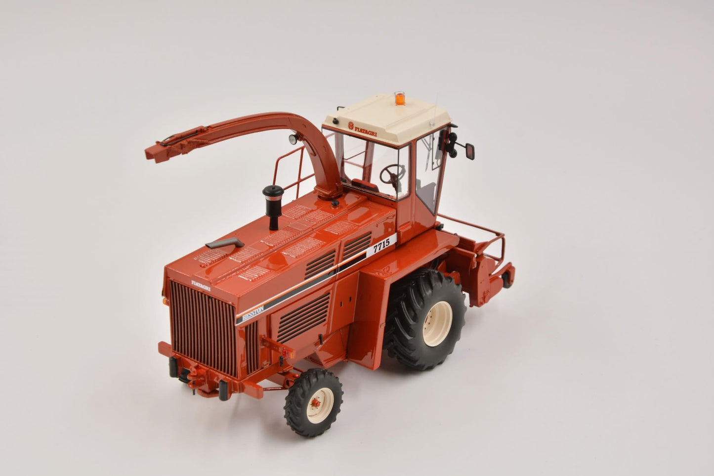 Pre Order FIATAGRI 7715 Heeston Forage Harvester Limited Edition Stunning in 1:32 scale VKA Models