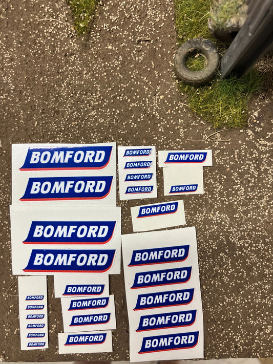 Bomford 1:32 scale pre cut professional High quality vinyl huge pack 26 decals Bomford farm machinery decals Image