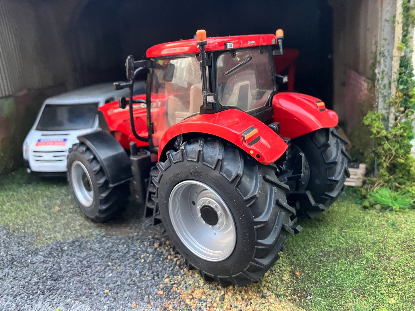 Britains CASE IH Puma 210 Tractor 1:32 scale boxed 42303 Image 8