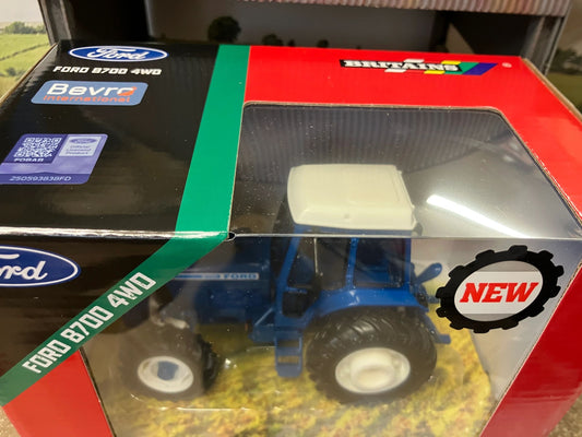 Britains Ford 8700 4wd Tractor 1:32 scale New Limited Edition Image 2