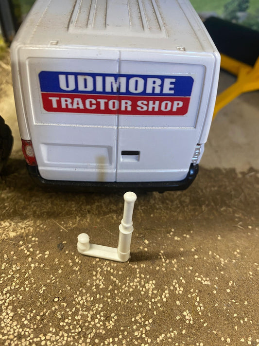 Britains Massey Ferguson 595 Tractor exhaust and air cleaner set 1:32 scale Image