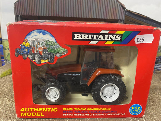 Britains New Holland M160 Tractor 9540 1:32 scale Image