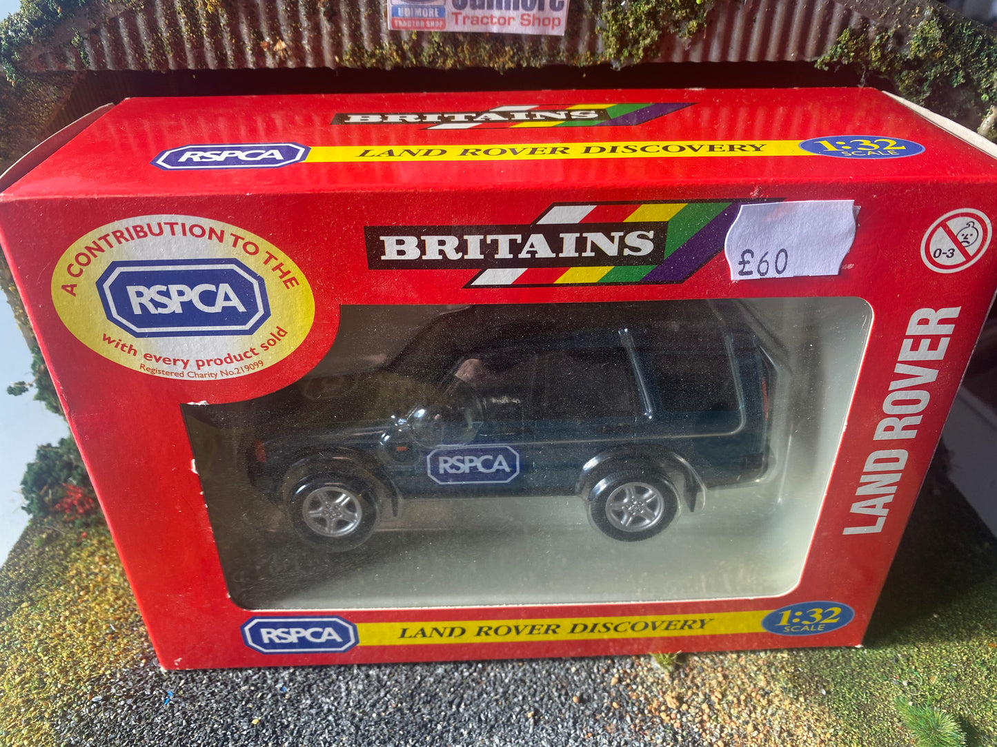 Britains RSPCA Land rover Discovery 1:32 scale 40096 obsolete