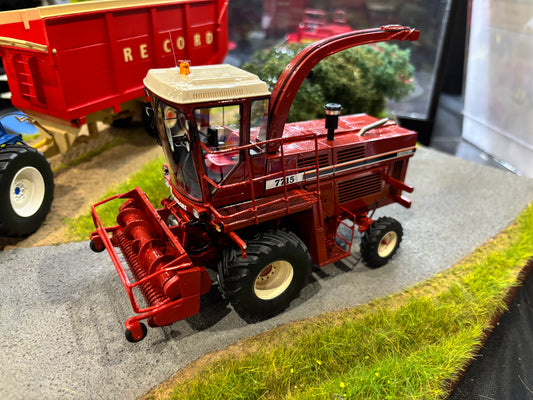 Pre Order FIATAGRI 7715 Heeston Forage Harvester Limited Edition Stunning in 1:32 scale VKA Models