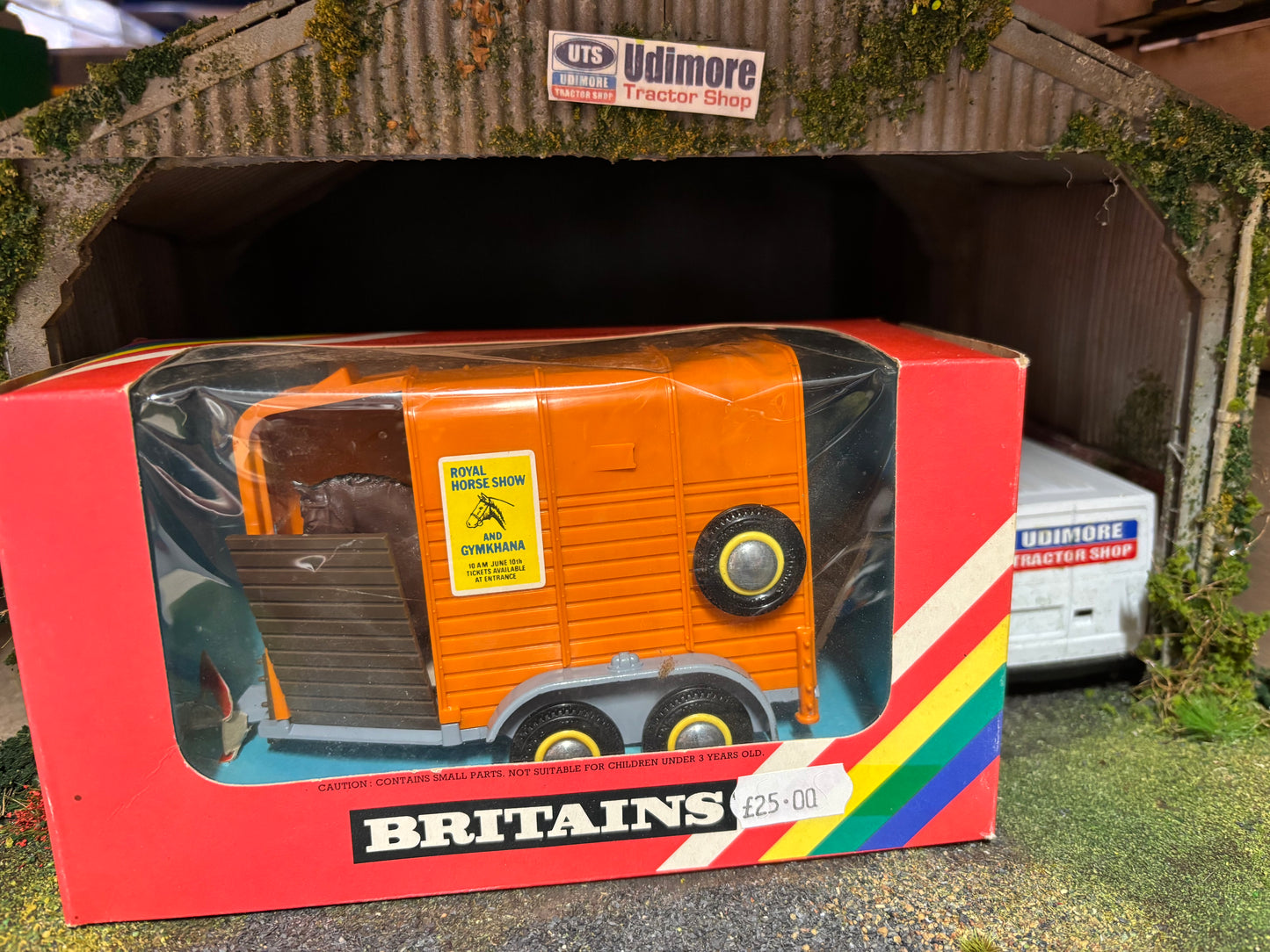 9562 Vintage Britains Double Horsebox Trailer 1:32 scale boxed obsolete