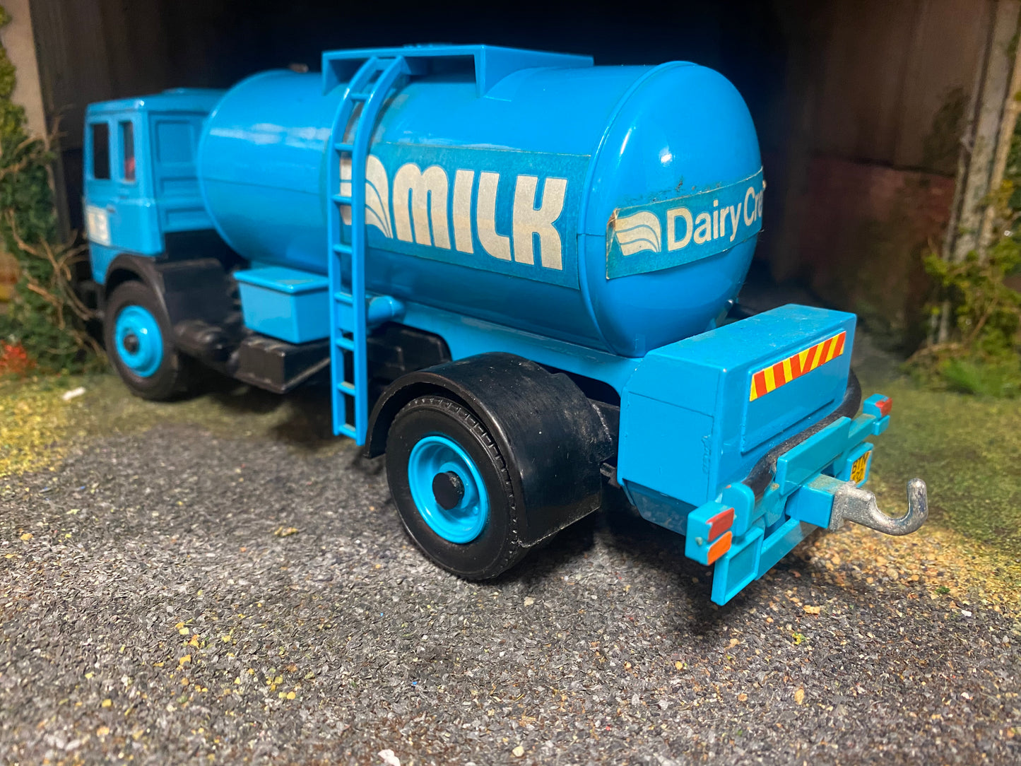 Britains Magirus Leyland Milk Tanker 1:32 scale 1980s