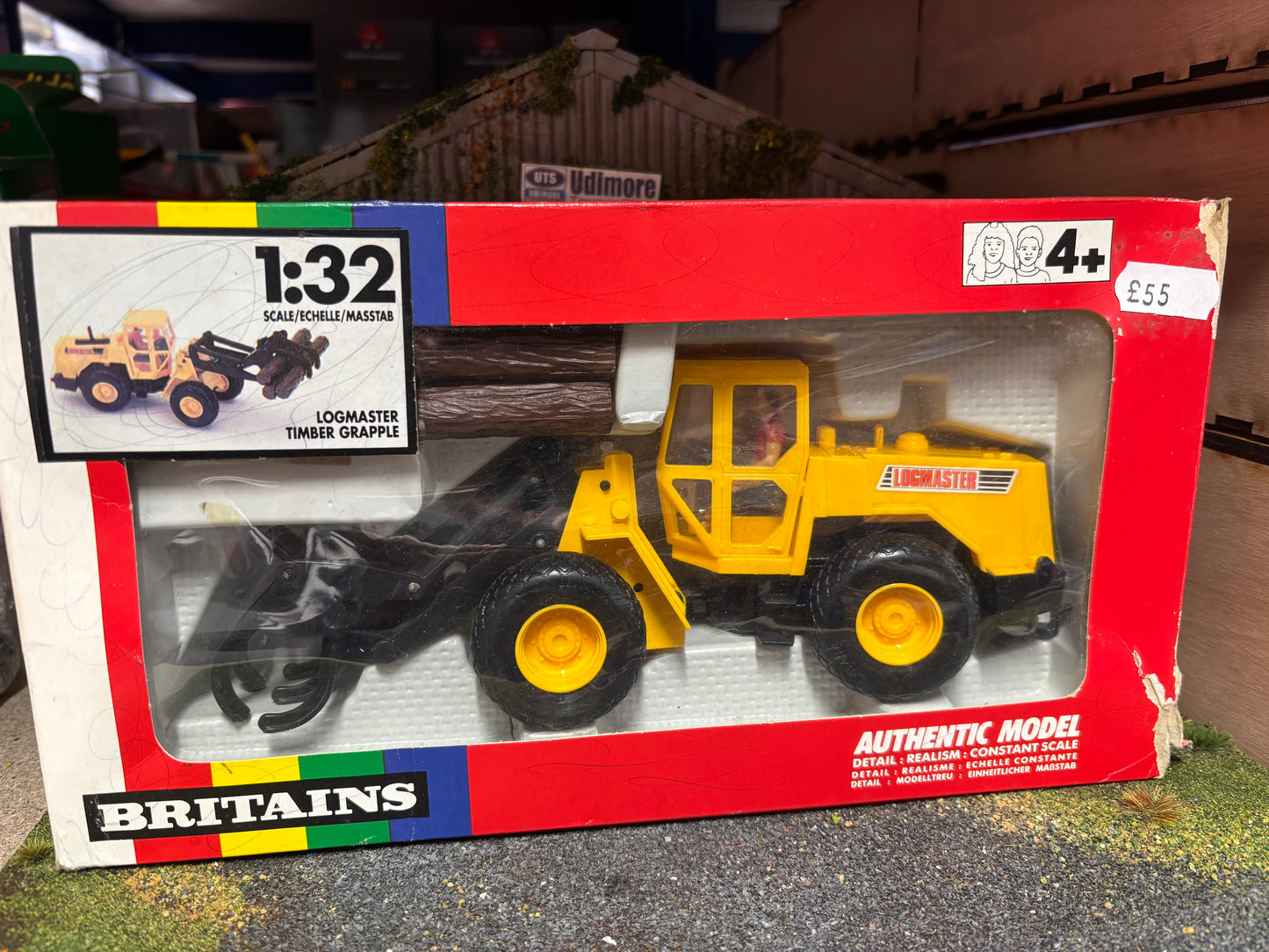 9509 Vintage Britains Logmaster Timber Grapple 1:32 scale Obsolete