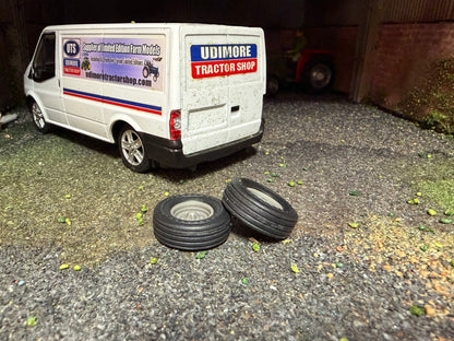 04289 Set of 2 Trailer wheels 23mm x 8mm Artisan32 farm machinery 1:32 scale
