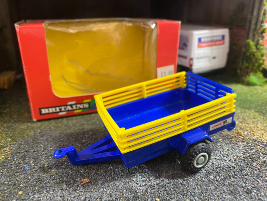 9413 Vintage RARE Blue Logic Trailer 1:32 scale boxed
