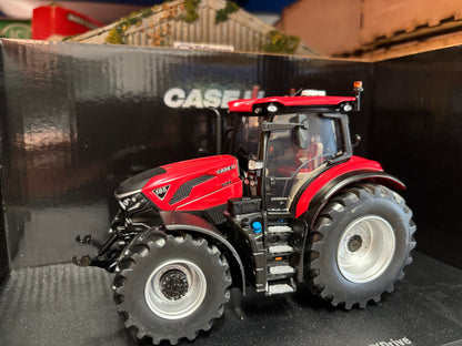 Universal Hobbies CASE IH PUMA 185 CVX Drive Tractor BOXED 1:32 scale UH6811
