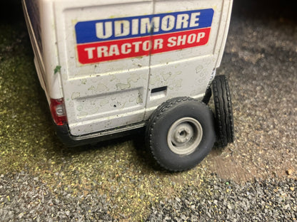 04224 Set of 2 Front wheels 2wd Artisan32 farm machinery 1:32 scale