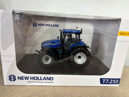 Universal Hobbies New Holland T7.210 Dynamic Blue Tractor BOXED 1:32 scale UH6810