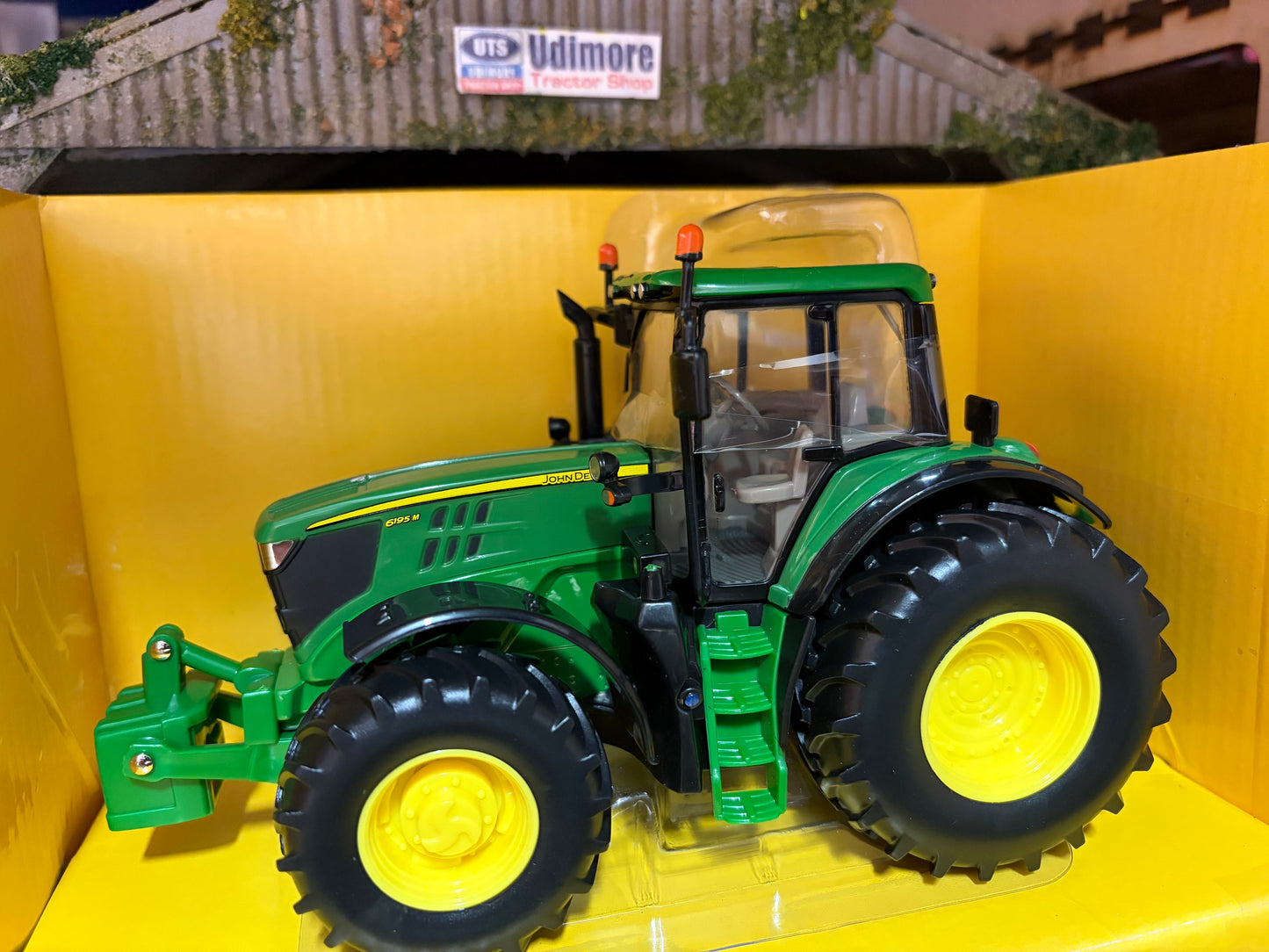 REDUCED John Deere 6195M Tractor 43150 Original Box Obsolete 1:32 Scale Vintage Britains