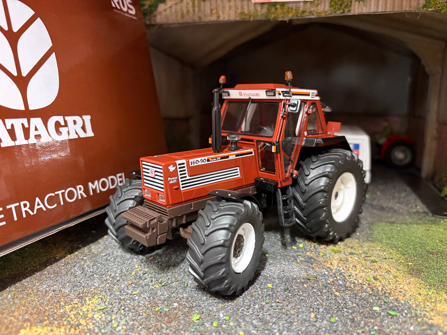 FIat 160-90 DT Turbo Tractor 1:32 scale ROS special box