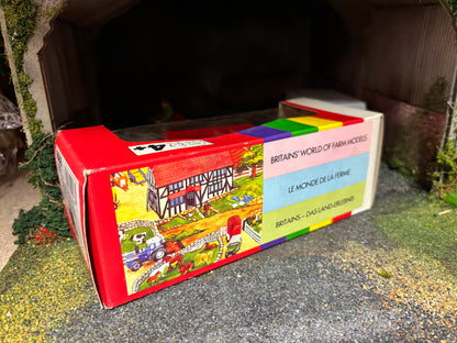 9568 Vintage Britains Vicon Vari Spreader 1:32 scale boxed obsolete