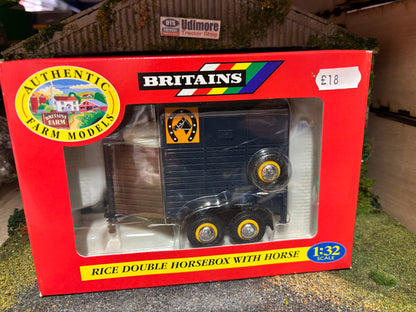 9562 Vintage Britains Rice Double Horsebox Trailer with Horse 1:32 scale boxed obsolete
