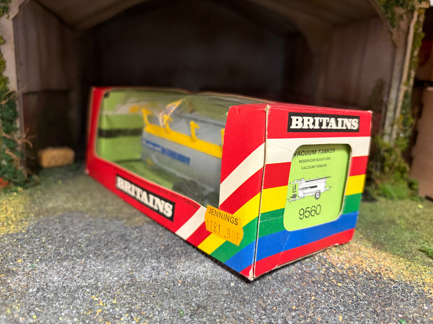 9560 Vintage Britains Alfa Laval Vacuum Slurry Tanker Rainbow box 1:32 scale obsolete