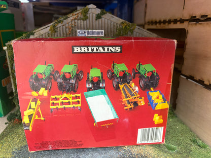 Vintage Britains Deutz DX92 Tractor 9526 Original rare Rainbow Box Obsolete 1:32 Scale (1985)