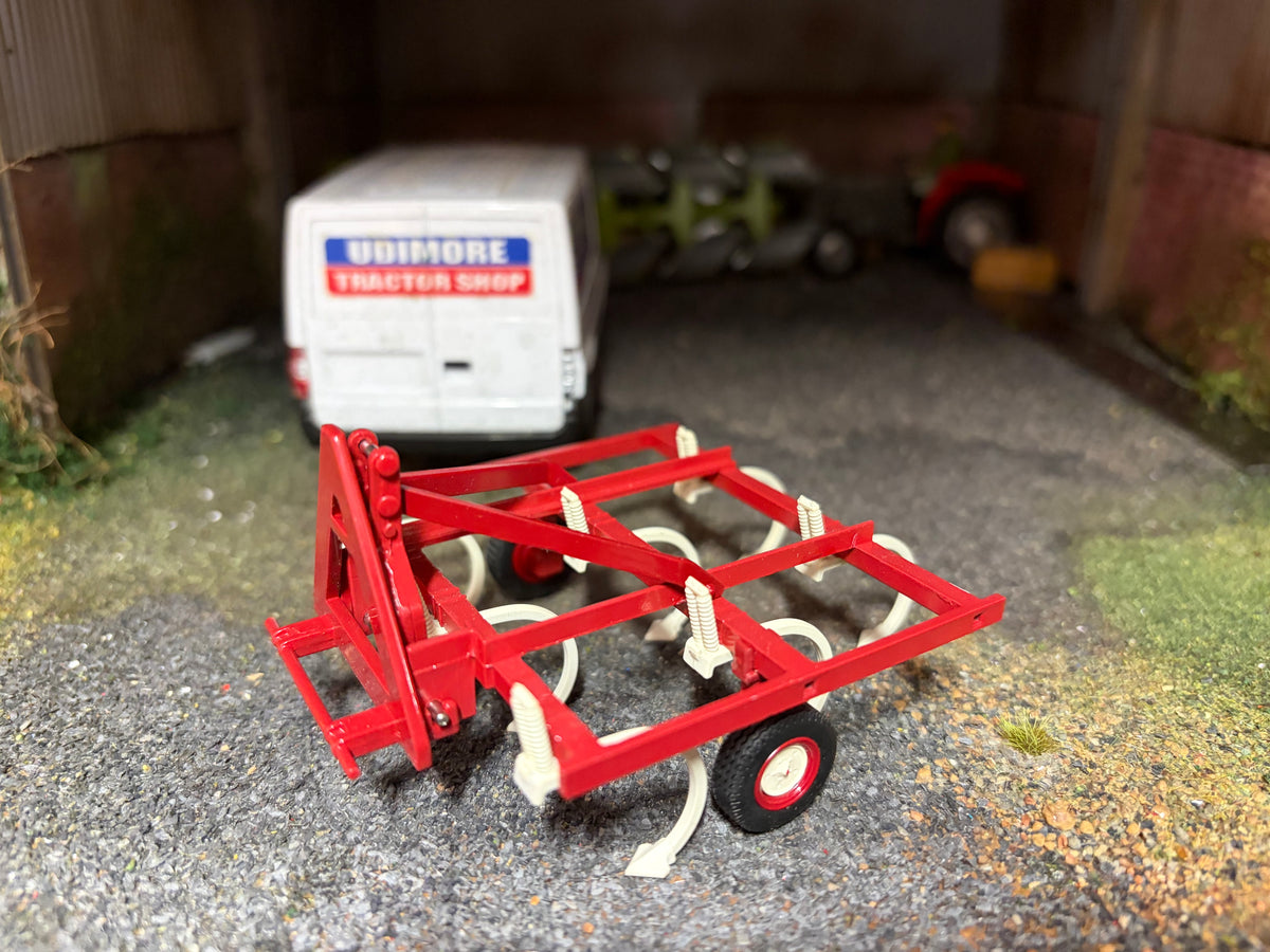 Replicagri International IH Chisel 55 Cultivator REP111 1:32 Scale