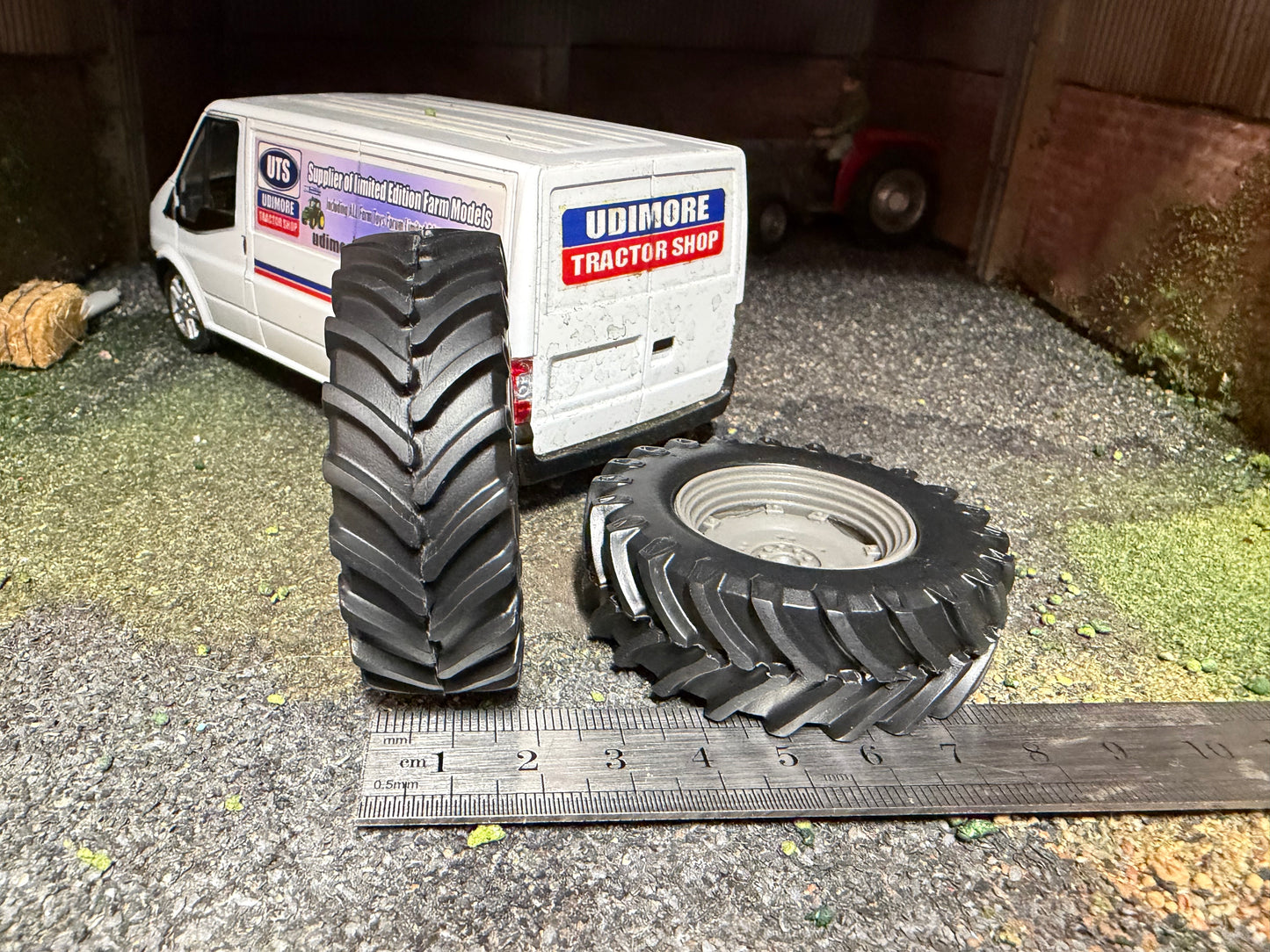 04260 pair of Tractor Rear wheels 56mm x 18mm  Artisan32 farm machinery 1:32 scale