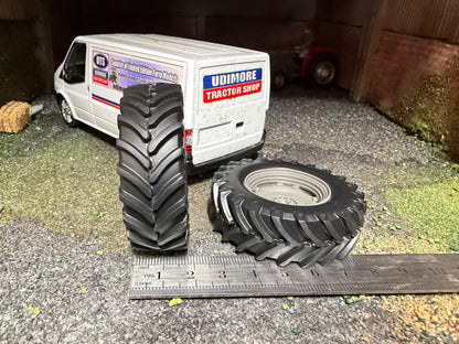 04260 pair of Tractor Rear wheels 56mm x 18mm  Artisan32 farm machinery 1:32 scale