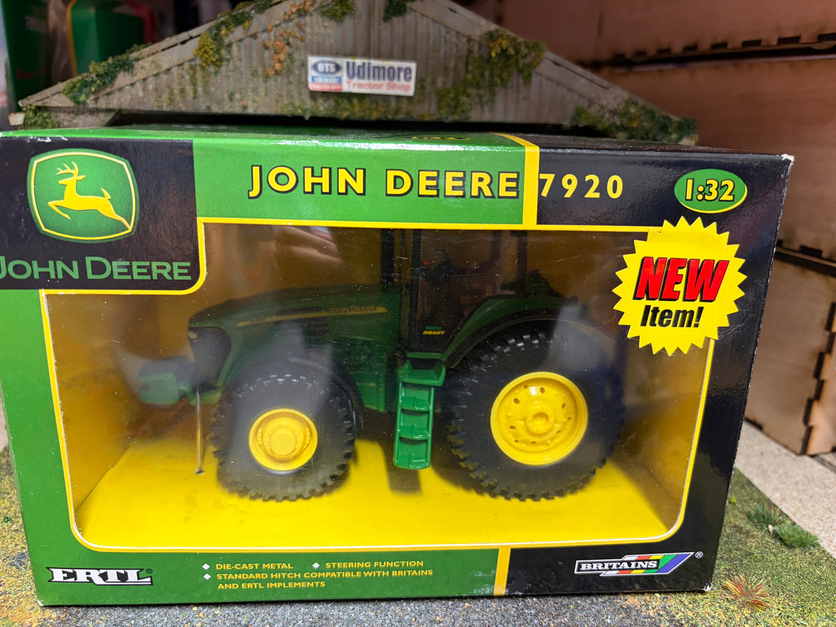 Britains 15525 John Deere 7920 Tractor 1:32 – Dealer Box Obsolete