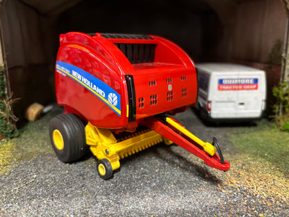 New Holland Round Baler by Graham Harold 1:32 scale Conversion